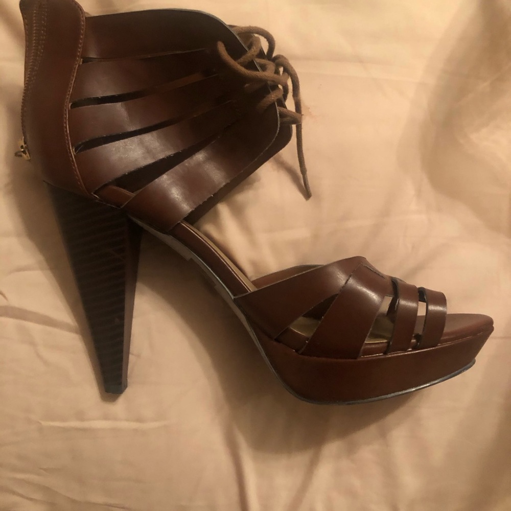 Jessica Simpson brown heeled sandal